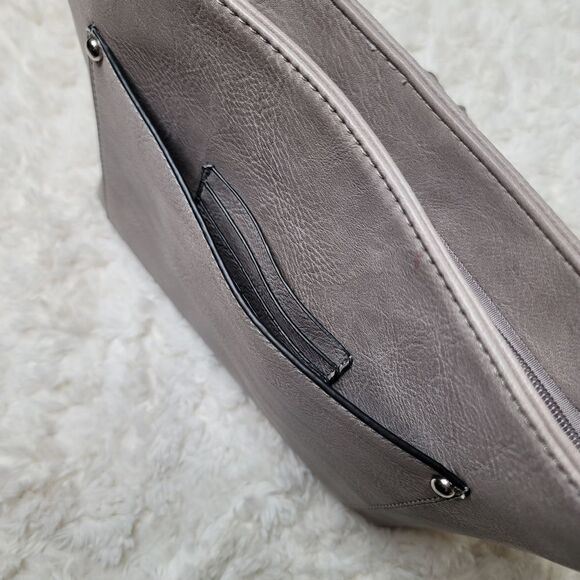 Grey Square Tassle Flap Closure Shoulder Bag - Picture 7 of 9